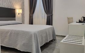 Hotel Porto Di Roma